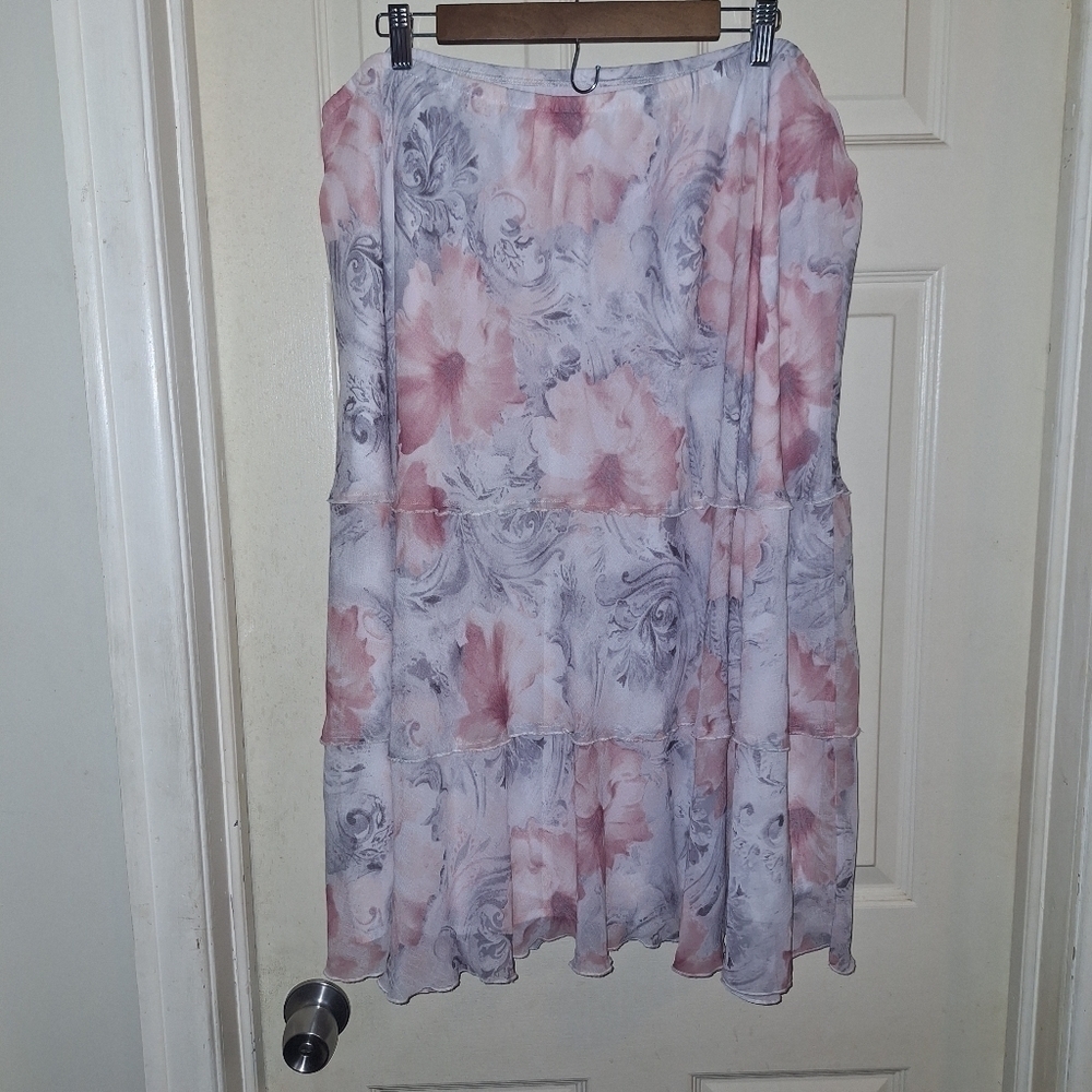 Alfred dunner floral tiered skirt XL - Picture 3 of 5